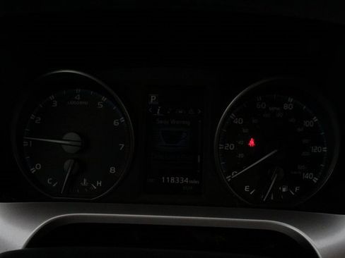 Used 2018 Toyota RAV4 XLE image 27