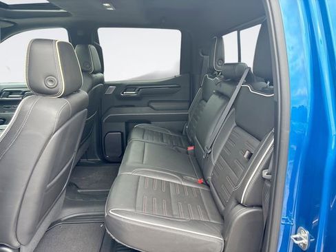 Used 2022 GMC Sierra 1500 AT4X AWD/4WD image 23