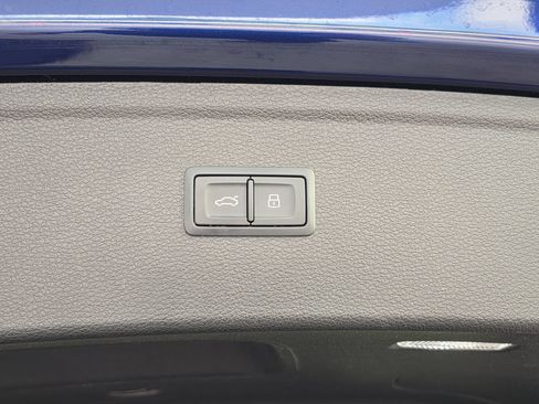 Used 2024 Audi Q5 Premium w/ Convenience Package AWD/4WD image 14