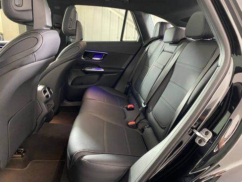 Used 2026 Mercedes-Benz GLC 300 4MATIC image 13