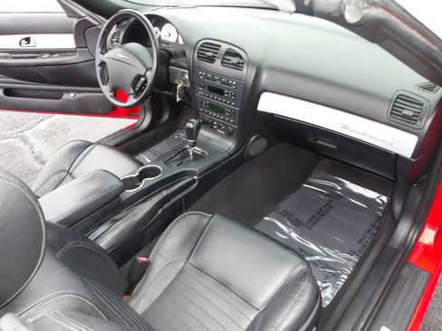 Used 2003 Ford Thunderbird image 18