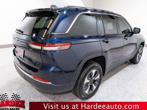 Used 2023 Jeep Grand Cherokee 4WD 4xe image 5