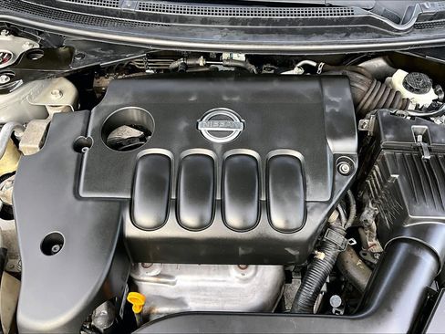 Used 2010 Nissan Altima 2.5 S FWD image 31