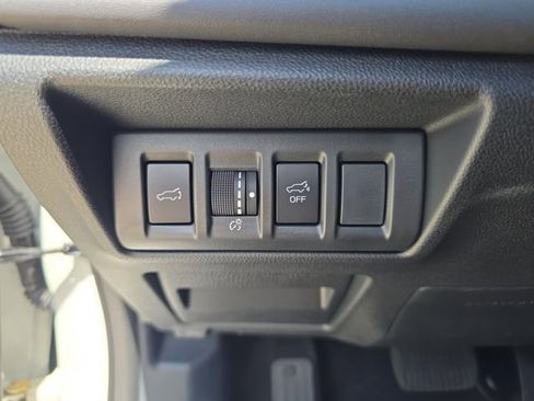 Certified 2025 Subaru Outback Limited image 21