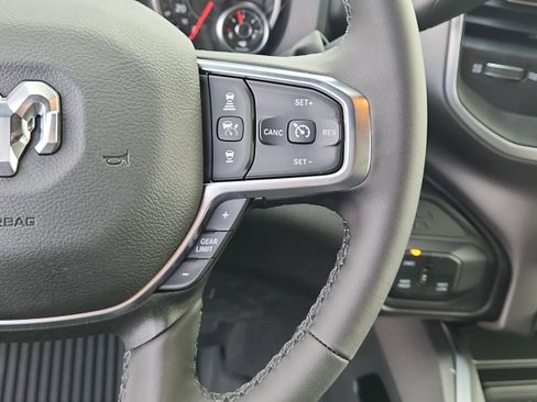 New 2026 RAM 2500 Big Horn AWD/4WD image 15