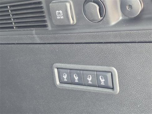 New 2025 Jeep Wagoneer Series III w/ Quick Order Package 25C Super image 10