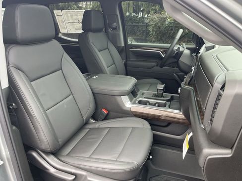 New 2026 GMC Sierra 1500 Elevation w/ Elevation Premium Package AWD/4WD image 29