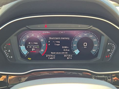 Certified 2025 Audi Q3 2.0T Premium AWD/4WD image 20