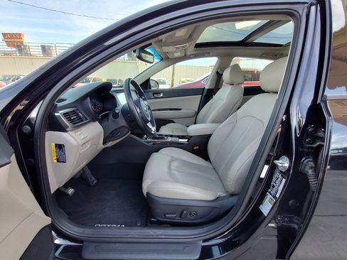 Used 2017 Kia Optima EX w/ Premium Package image 15