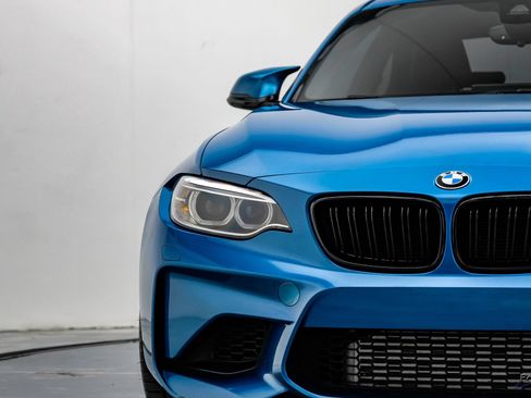 Used 2017 BMW M2 RWD image 31