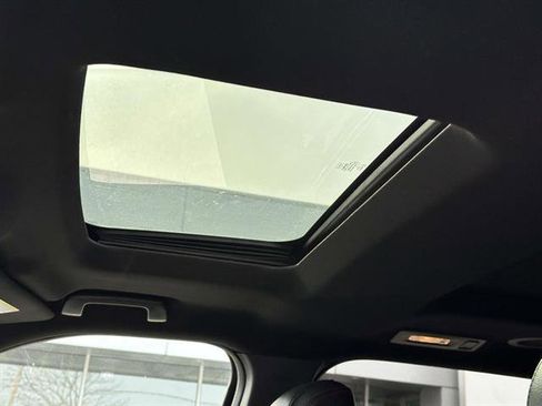 Used 2017 Ford Explorer Sport image 15