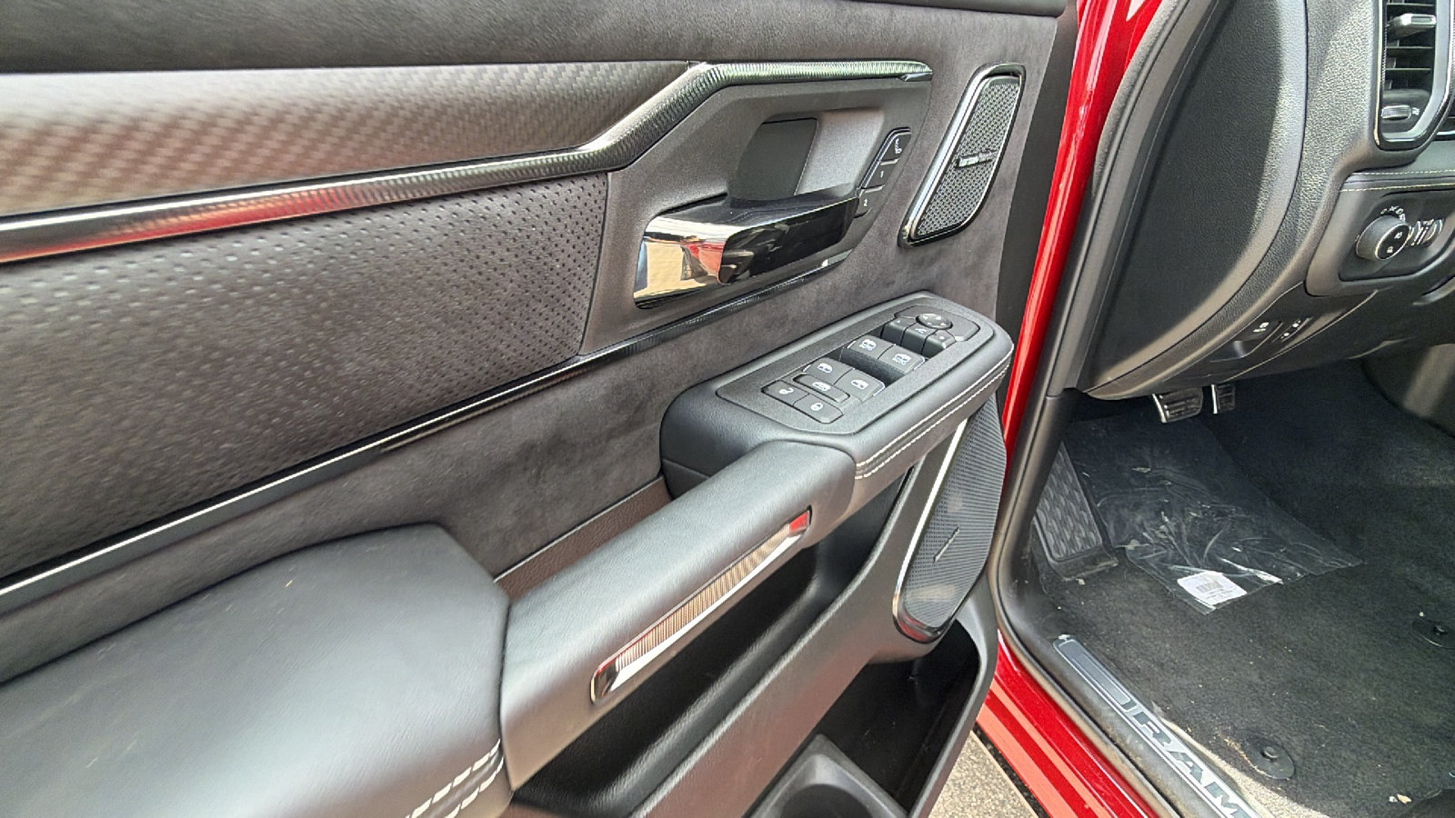 New 2026 RAM 1500 RHO w/ RHO Level 1 Equipment Group AWD/4WD image 15