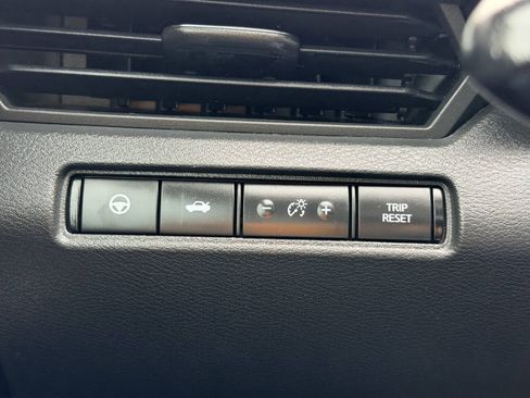 Used 2020 Nissan Altima 2.5 SL FWD image 9