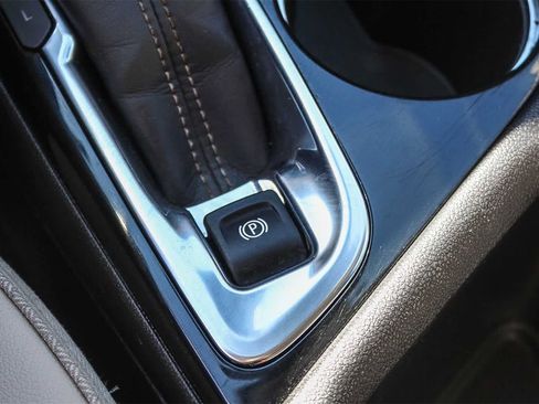 Used 2023 Buick Encore GX Select image 35