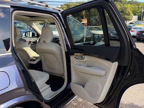 Used 2019 Volvo XC90 T6 Momentum w/ Protection Package Premier AWD/4WD image 38