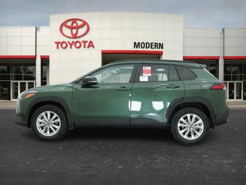 New 2026 Toyota Corolla Cross LE FWD image 7
