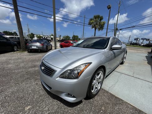 Used 2014 INFINITI Q60 Journey w/ Premium Package RWD image 7