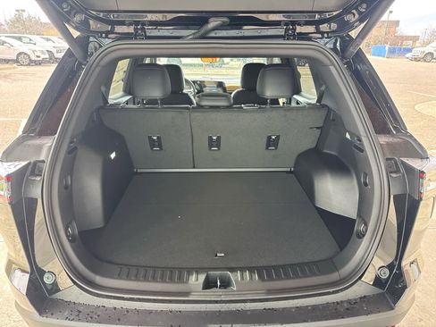 New 2026 Chevrolet Equinox ACTIV w/ Convenience Package III image 40