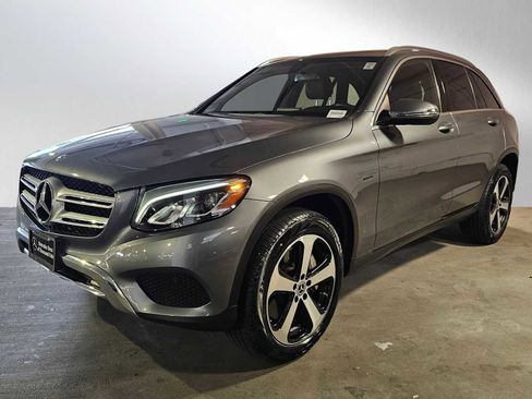 Used 2019 Mercedes-Benz GLC 350e 4MATIC image 8