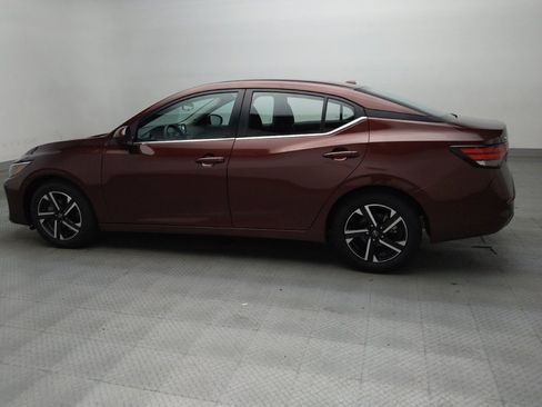Used 2024 Nissan Sentra SV FWD image 3