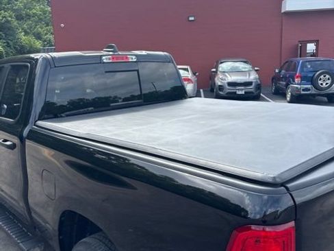 Used 2023 RAM 1500 Big Horn AWD/4WD image 7