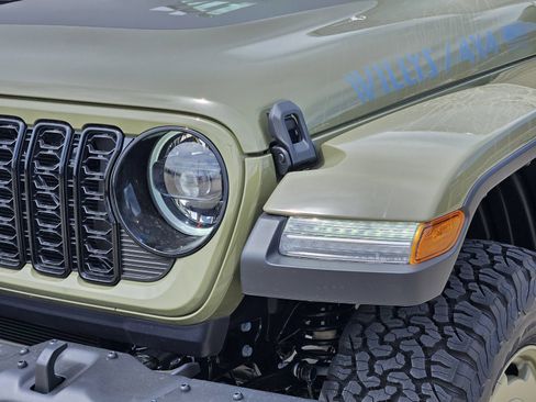 New 2026 Jeep Wrangler Unlimited Sport AWD/4WD image 10