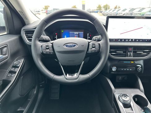 New 2026 Ford Escape SE image 13