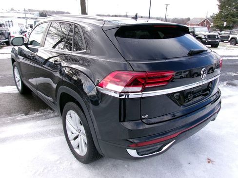 Used 2023 Volkswagen Atlas Cross Sport SE image 3