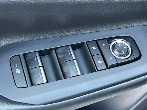 Certified 2026 Toyota Prius FWD image 13