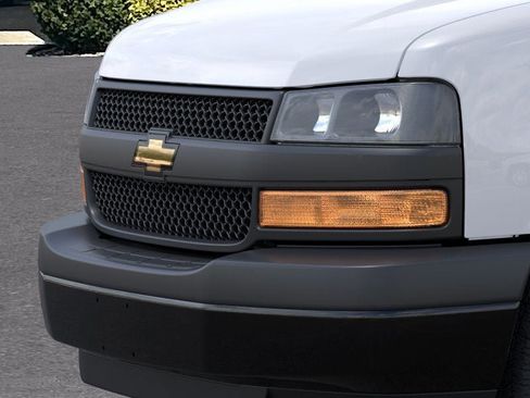 New 2025 Chevrolet Express 2500 w/ Driver Convenience Package image 13
