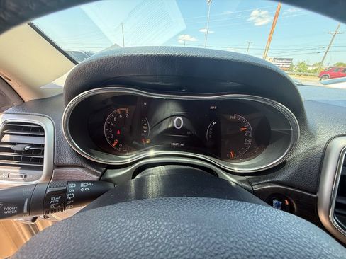 Used 2014 Jeep Grand Cherokee Limited w/ Mopar Chrome Edition Group AWD/4WD image 17