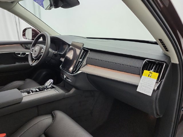 New 2026 Volvo XC90 T8 Ultra w/ Protection Package Premier AWD/4WD image 25
