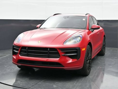 Used 2021 Porsche Macan GTS w/ Sport Chrono Package AWD/4WD image 3