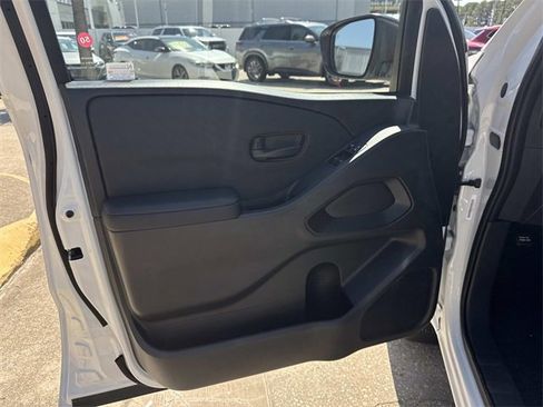 New 2026 Nissan Frontier S image 11