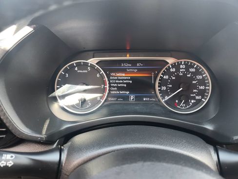 Used 2021 Nissan Sentra SV FWD image 26