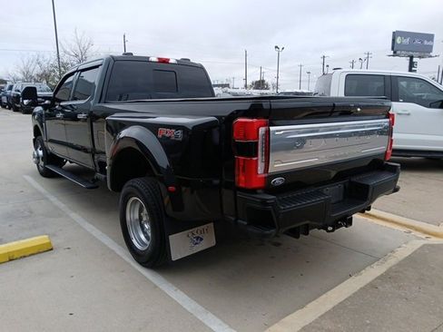 Used 2025 Ford F350 Platinum w/ Platinum Plus Package image 9