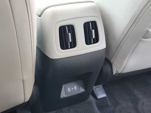Certified 2025 Hyundai Tucson SEL FWD image 22