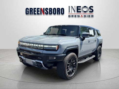 Used 2025 GMC Hummer EV 2X AWD/4WD image 1