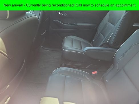 Used 2023 Chevrolet Traverse Premier w/ Redline Edition FWD image 11