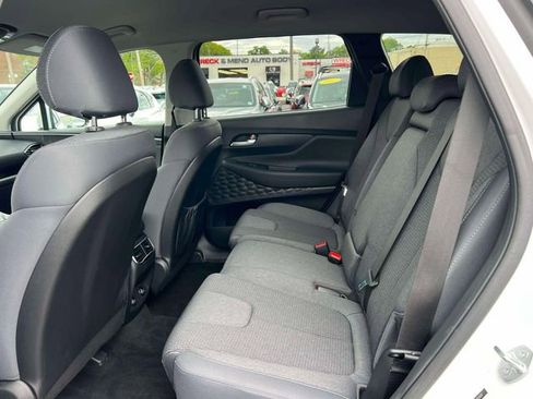 Certified 2023 Hyundai Santa Fe SEL AWD/4WD image 12