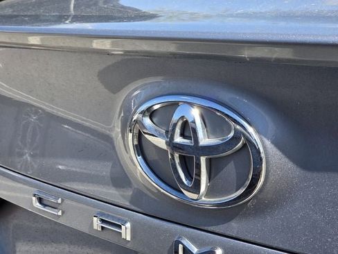 Used 2024 Toyota Camry SE image 17