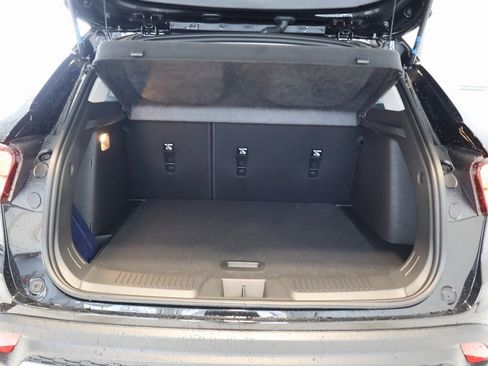 New 2026 Chevrolet Trax LT w/ LT Convenience Package image 27