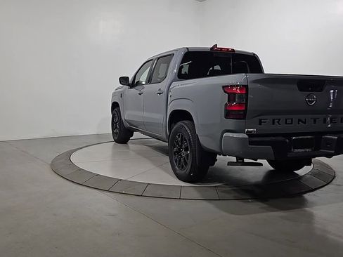 New 2026 Nissan Frontier SV image 3