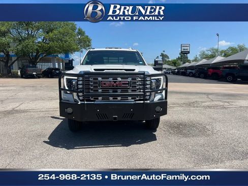 Used 2024 GMC Sierra 3500 Denali w/ Denali Reserve Package image 2
