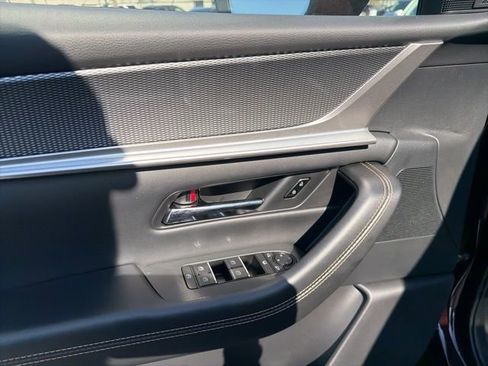 New 2025 MAZDA CX-90 Plug-In Hybrid w/ Premium Plus AWD/4WD image 19