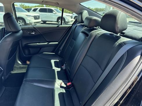 Used 2016 Honda Accord EX-L image 23