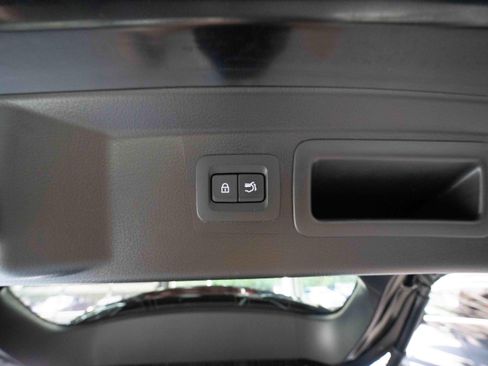 Used 2025 MAZDA CX-50 AWD 2.5 S w/ Preferred Package image 29