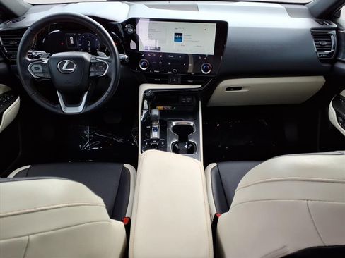 Used 2024 Lexus NX 250 FWD w/ Premium Package image 31