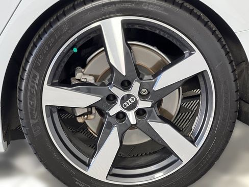 Used 2021 Audi A6 Premium Plus w/ Premium Plus Package image 11