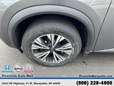 Used 2023 Nissan Rogue SV AWD/4WD image 10